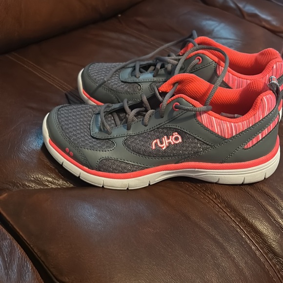 Ryka woman’s - Picture 4 of 4